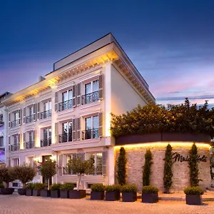 4* Hotel Motto By Mula